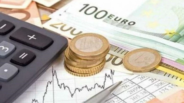 Έρχονται μειώσεις εισφορών για 250.000 μη μισθωτούς – Όλες οι λεπτομέρειες